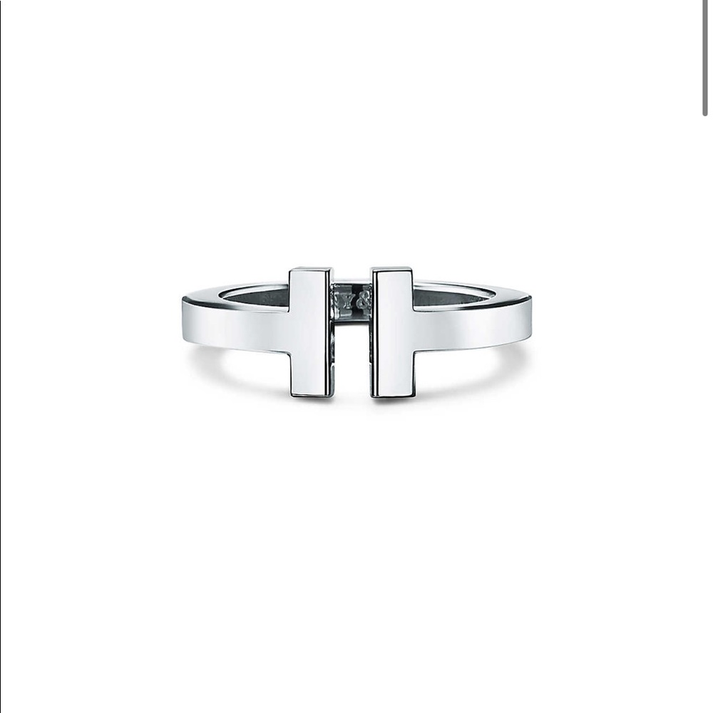 Tiffany T ring